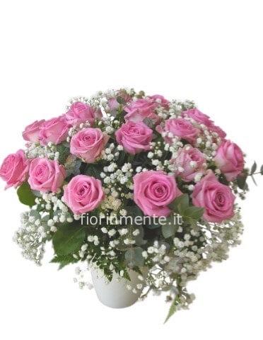 bouquet con 15 rose rosa