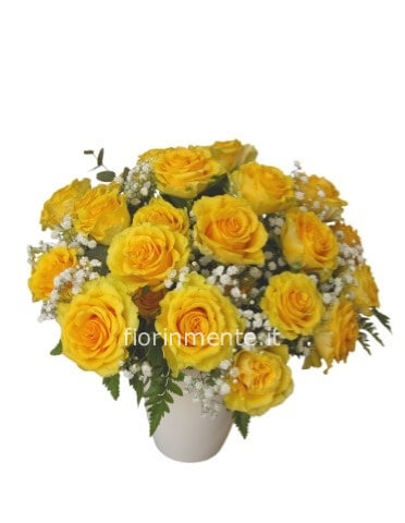 Bouquet con n.12 roselline gialle