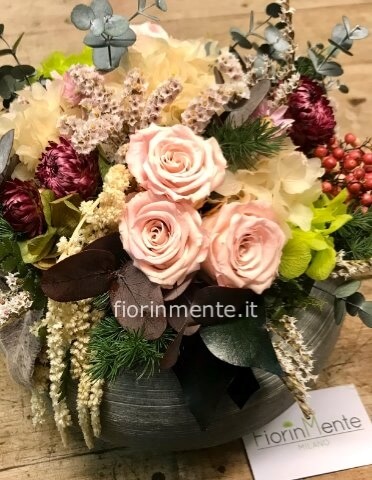 composizione fiori stabilizzati » Fiori a Milano, acquista fiori a Milano,  invia fiori a domicilio a Milano.