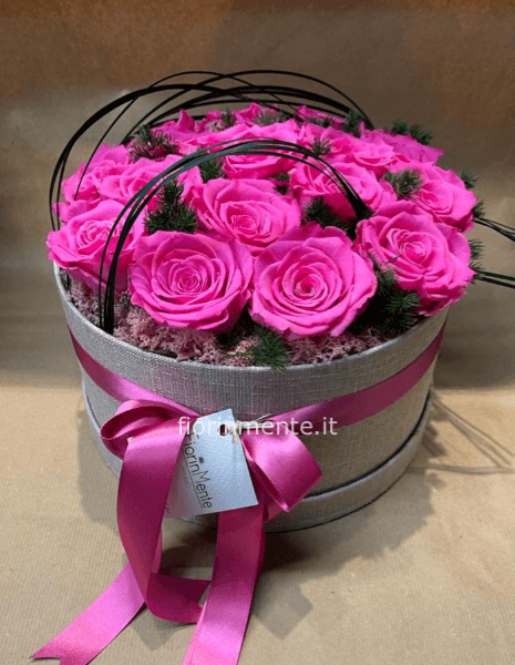 Rose stabilizzate in scatola